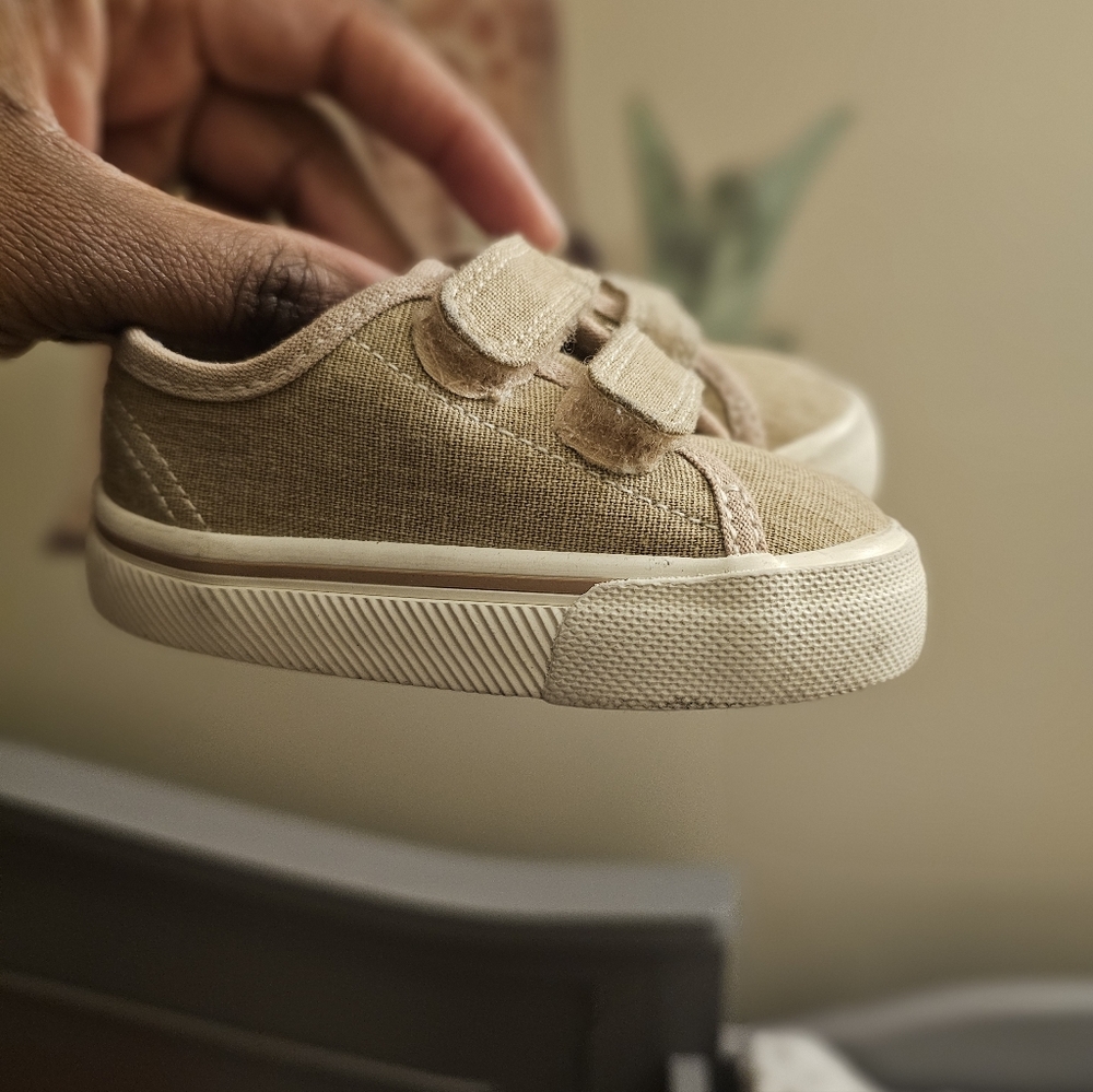 Tan H&M Canvas Toddler Sneakers with Velcro Straps